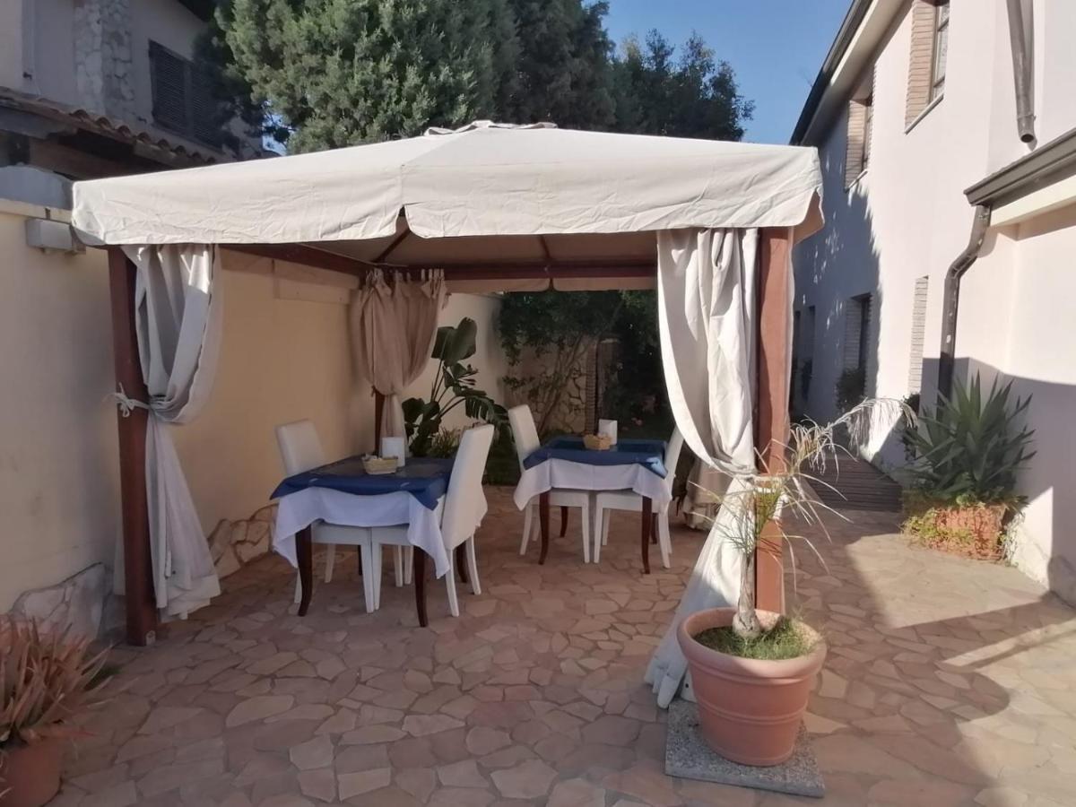Gentarrubia Bed & Breakfast Capoterra Eksteriør bilde